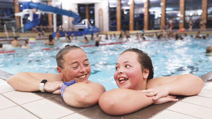 Youngsters laughing poolside. Image courtesy of Lincs Inspire.